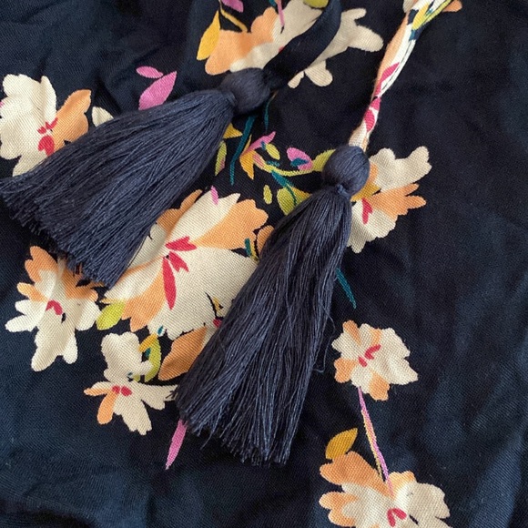 NWT Forever 21 Floral Wrap Asymmetrical Ruffle Midi Dress Women’s Size Medium - Picture 5 of 6